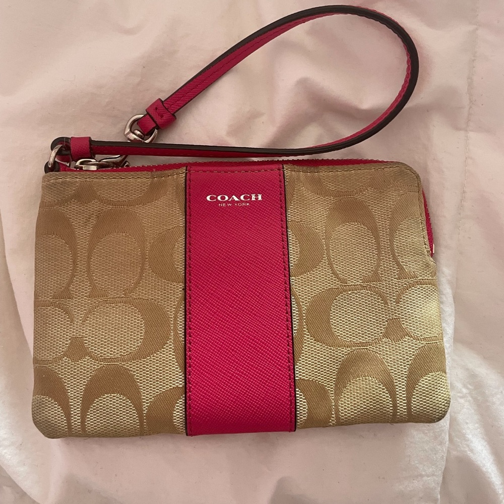 Cute COACH WRISTLET